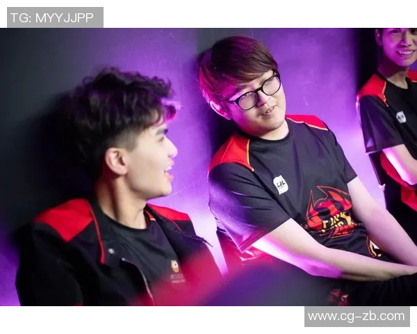 电竞新闻高校联赛中FPX展现出卓越灵活性表现的深度分析与点评